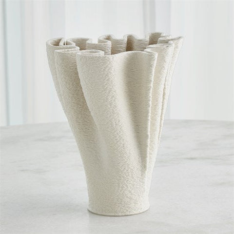 Ripple Printed Vase-Matte White-Tall-مزهرية تموج-أبيض مطفي- طويله