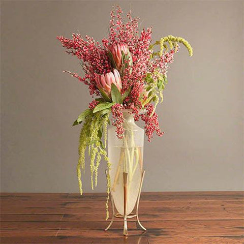 Alabastron Granilla Vase(مزهرية على حامل نحاسي مقاس 6*17.5 بوصة)