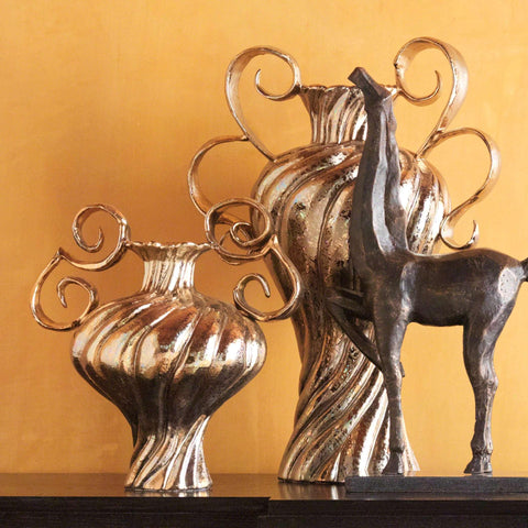 Ancient Vase-Gold-Small(مزهرية أثرية مذهبة صغيرة)