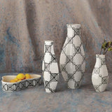 Coil Vase-Medium (مزهرية مخططة - متوسطة)