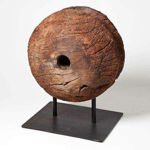 Water Well Pulley W/Iron stand